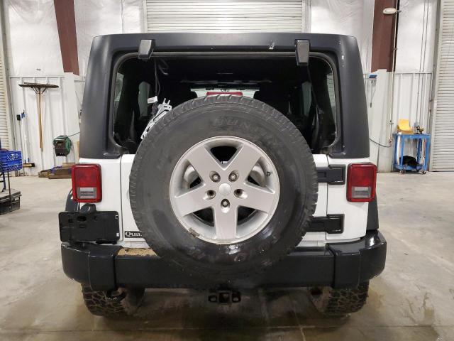  JEEP WRANGLER 2013 Белый