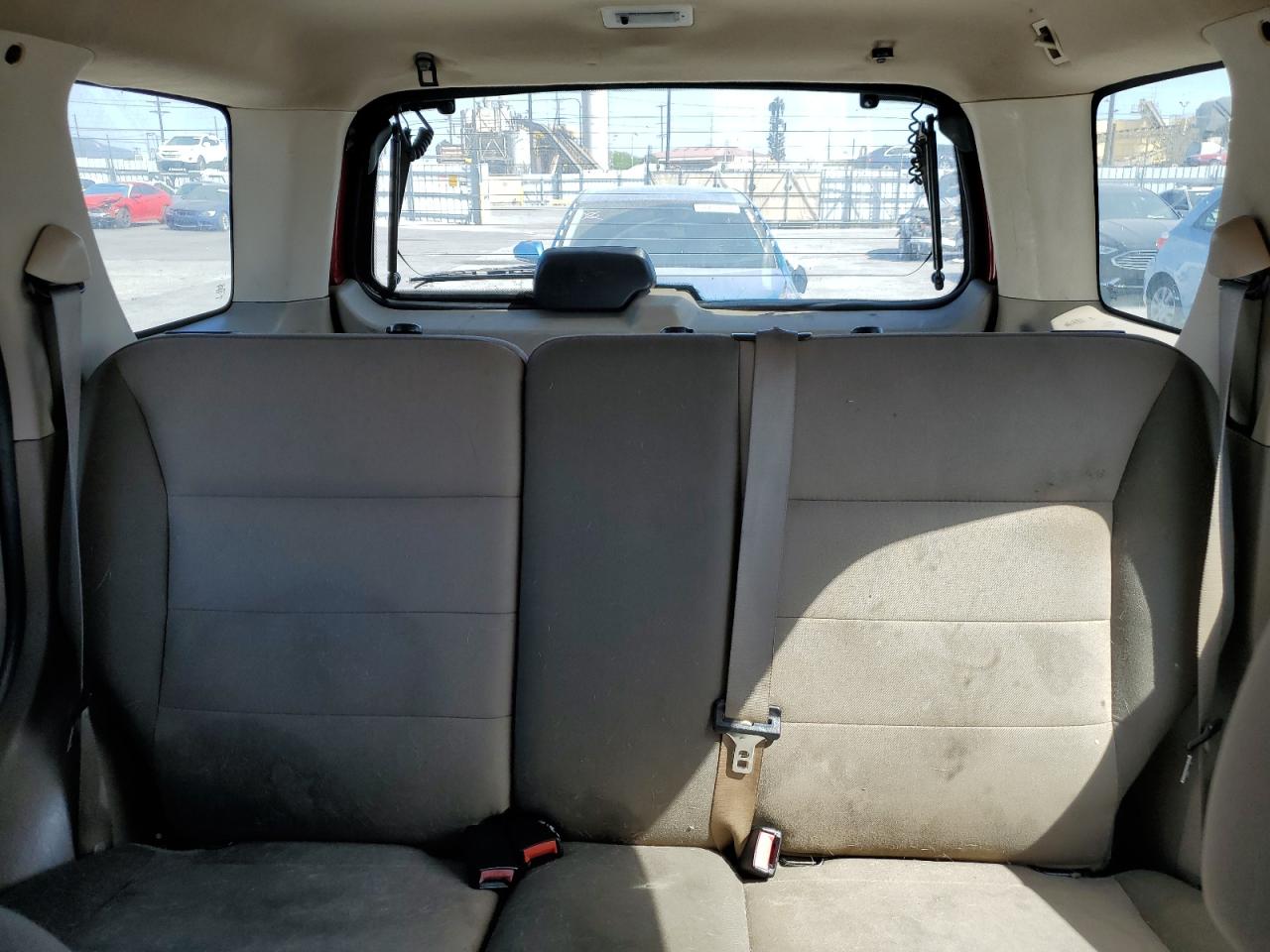 2005 Ford Escape Xls VIN: 1FMCU02Z25KE31248 Lot: 57174225