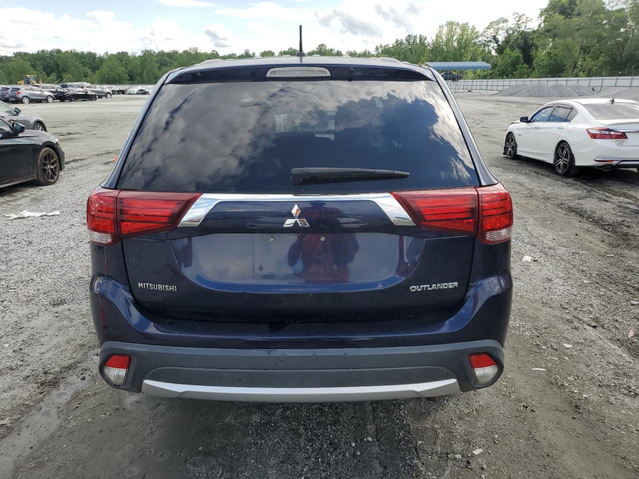 2016 Mitsubishi Outlander Es VIN: JA4AD2A39GZ008319 Lot: 57074925