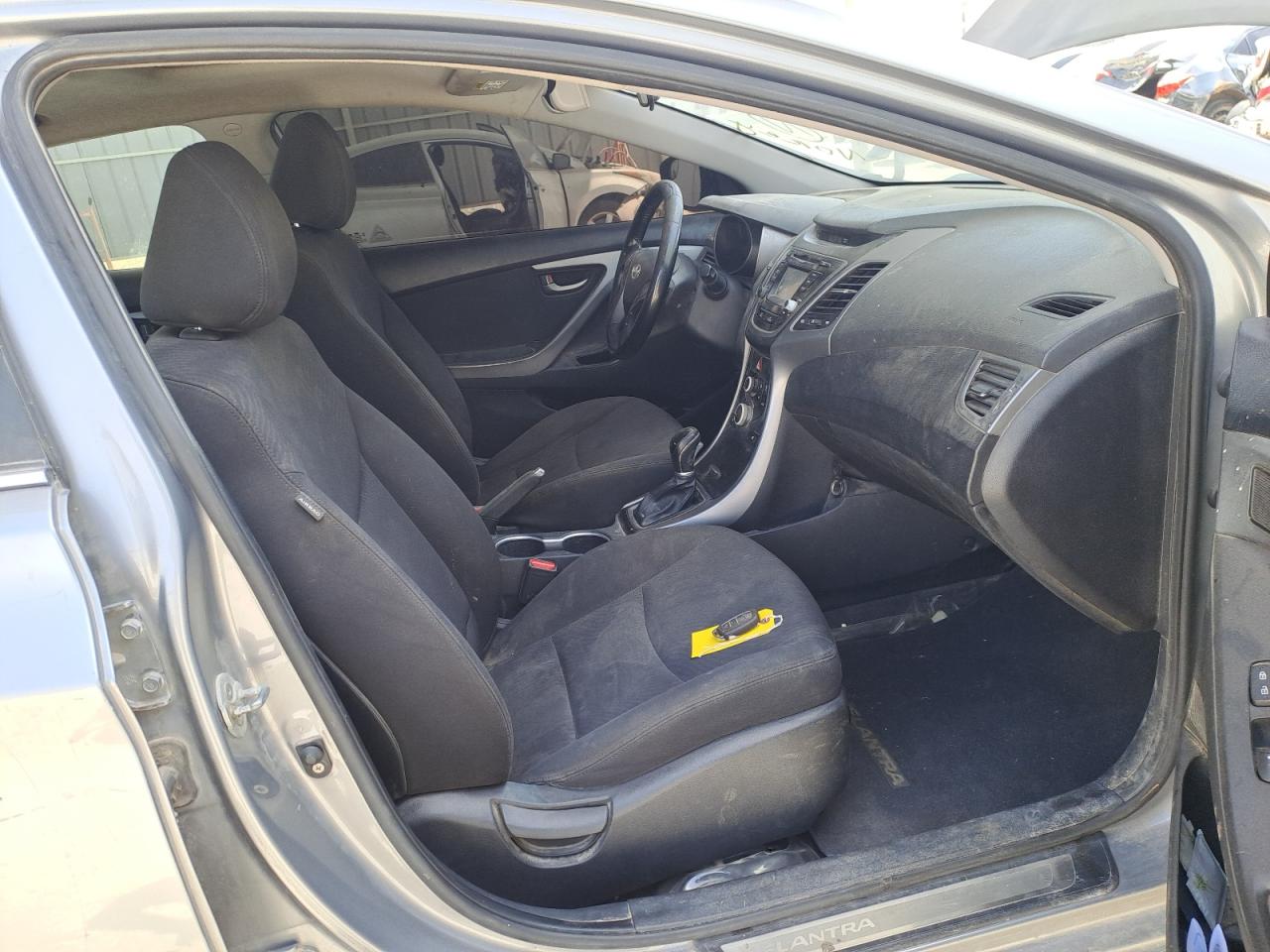 KMHDH4AE4GU477010 - 2017 Hyundai elantra - #55889745
