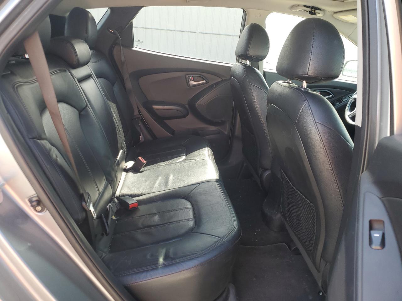 2011 Hyundai Tucson Gls VIN: KM8JUCAC8BU221811 Lot: 57130015