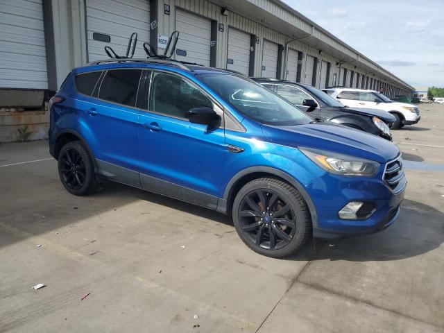  FORD ESCAPE 2017 Granatowy
