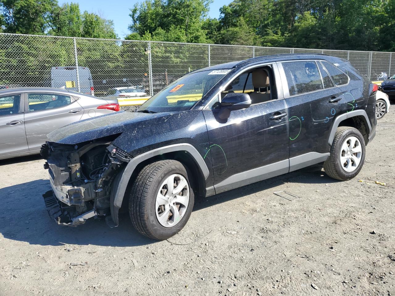 2019 Toyota Rav4 Le للبيع في Waldorf، MD - All Over