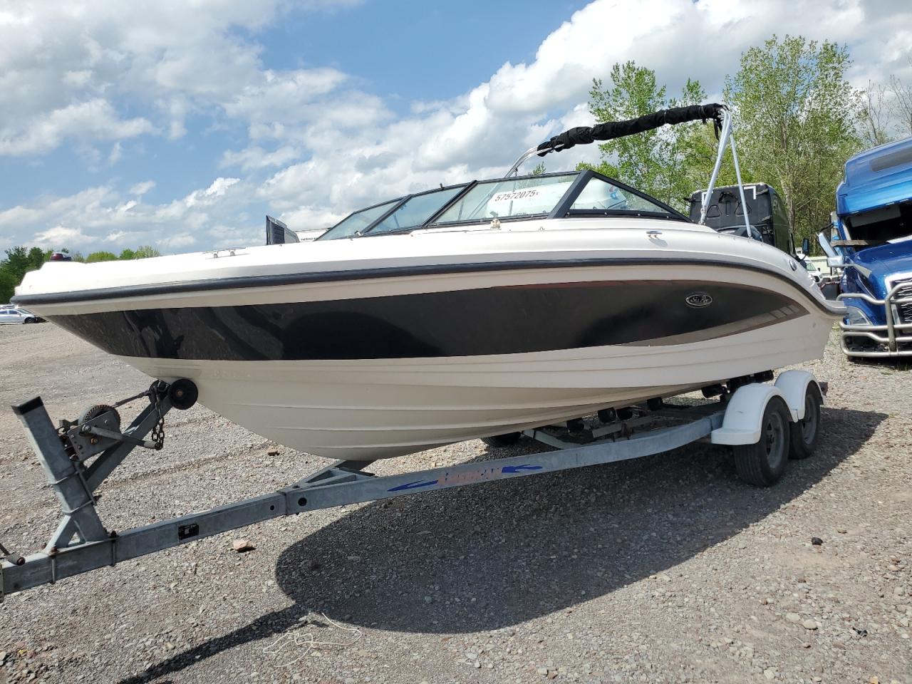 2016 Sea Ray Boat на продаже в Central Square, NY - Vandalism