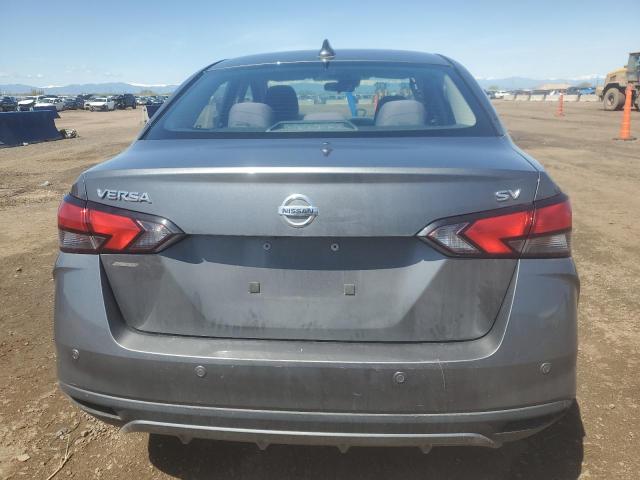  NISSAN VERSA 2021 Серый