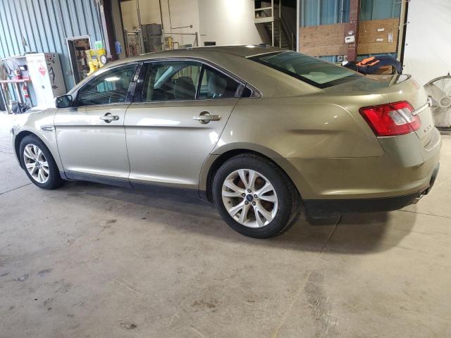  FORD TAURUS 2012 Зелений