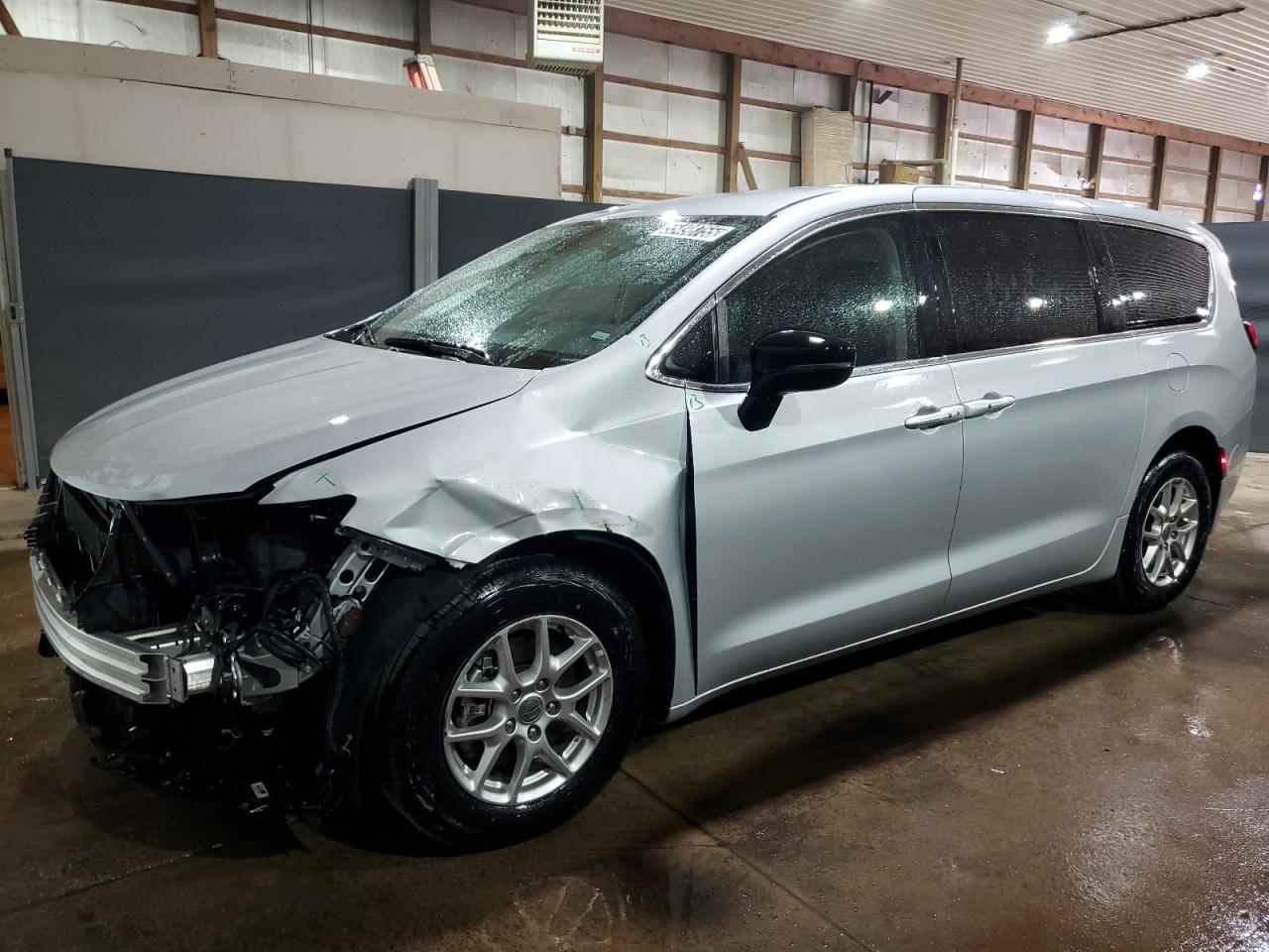 2024 Chrysler Pacifica Touring L for Sale in Columbia Station, OH - Front End