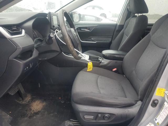  TOYOTA RAV4 2021 Серебристый
