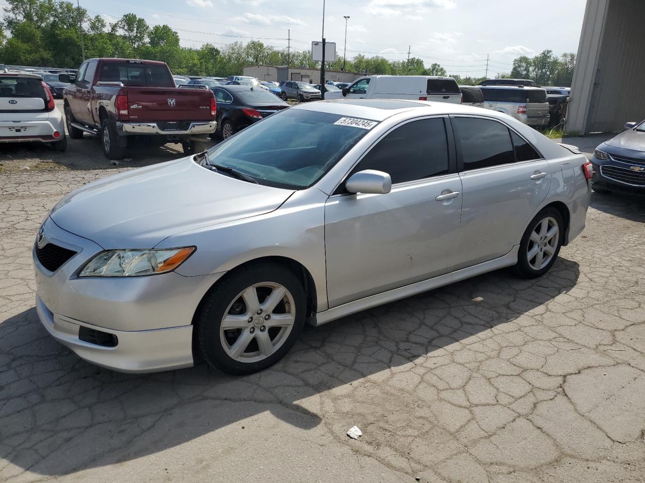 2009 Toyota Camry Base продається в Fort Wayne, IN - Rear End