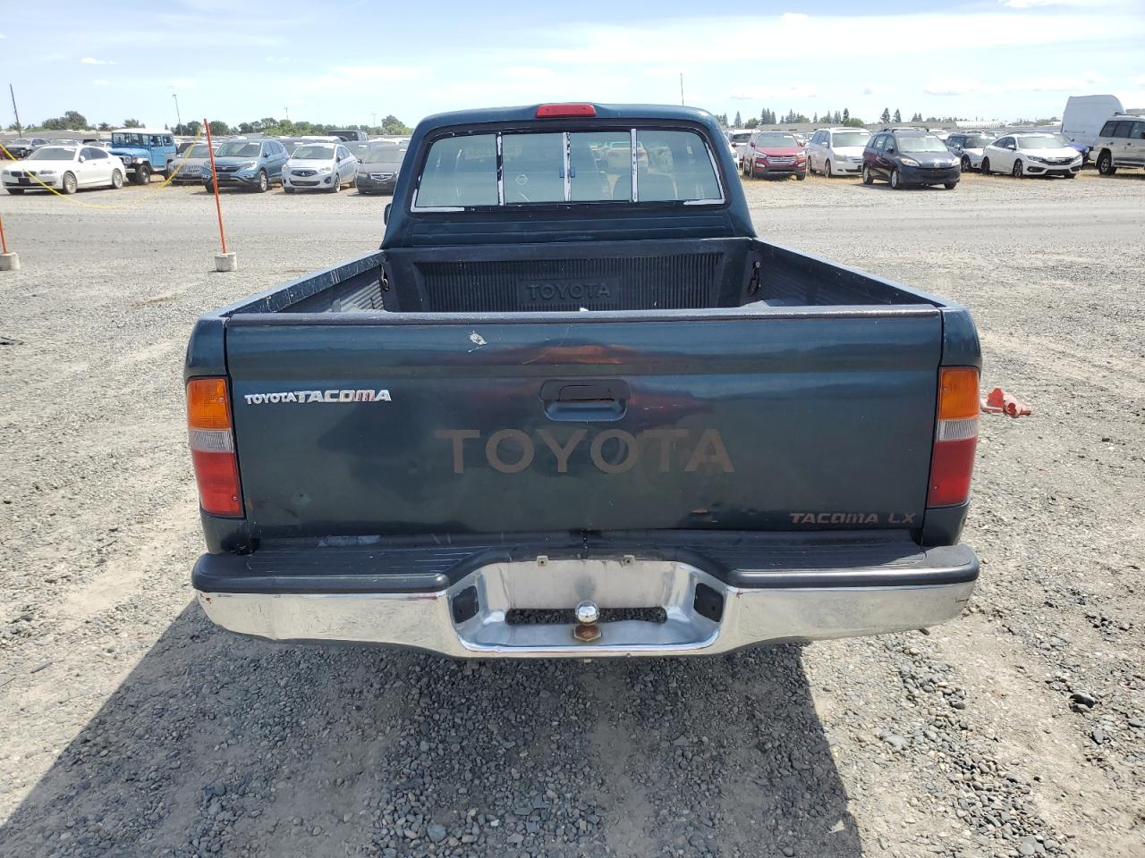 1996 Toyota Tacoma Xtracab VIN: 4TAVL52N5TZ125865 Lot: 56992385