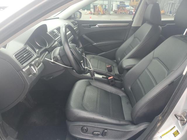  VOLKSWAGEN PASSAT 2016 Silver