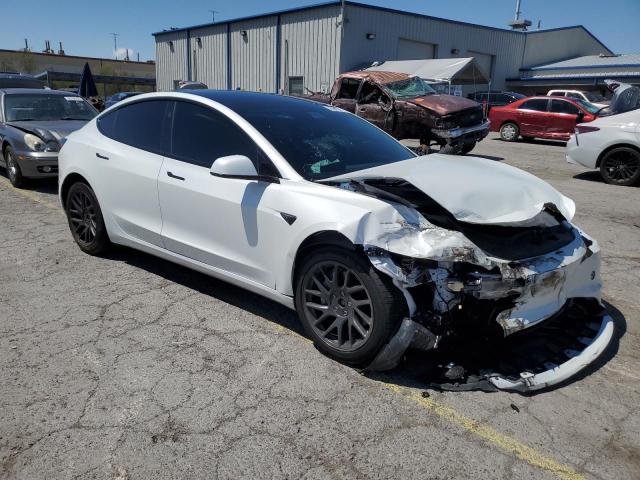  TESLA MODEL 3 2024 Biały