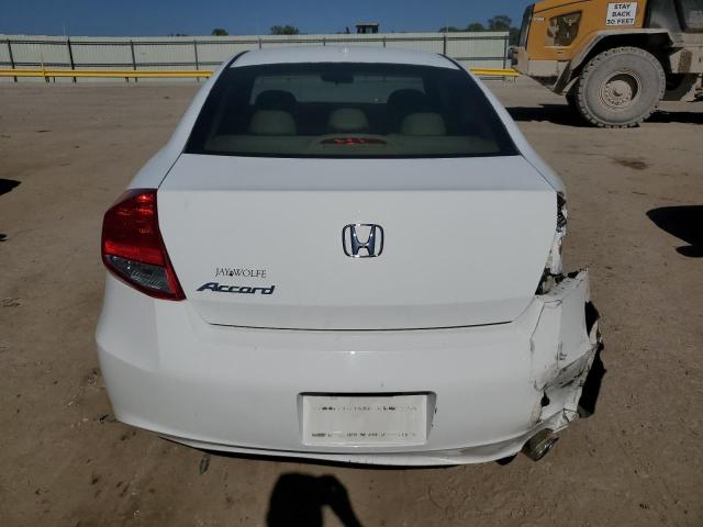 Купе HONDA ACCORD 2012 Белый