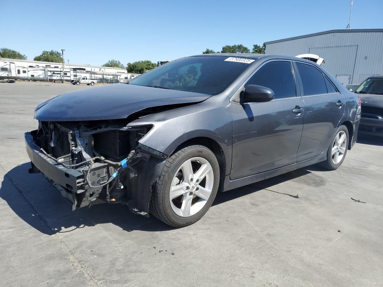 2012 Toyota Camry Base на продаже в Sacramento, CA - Front End