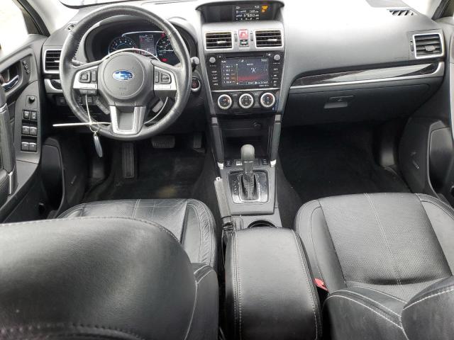  SUBARU FORESTER 2018 Серебристый