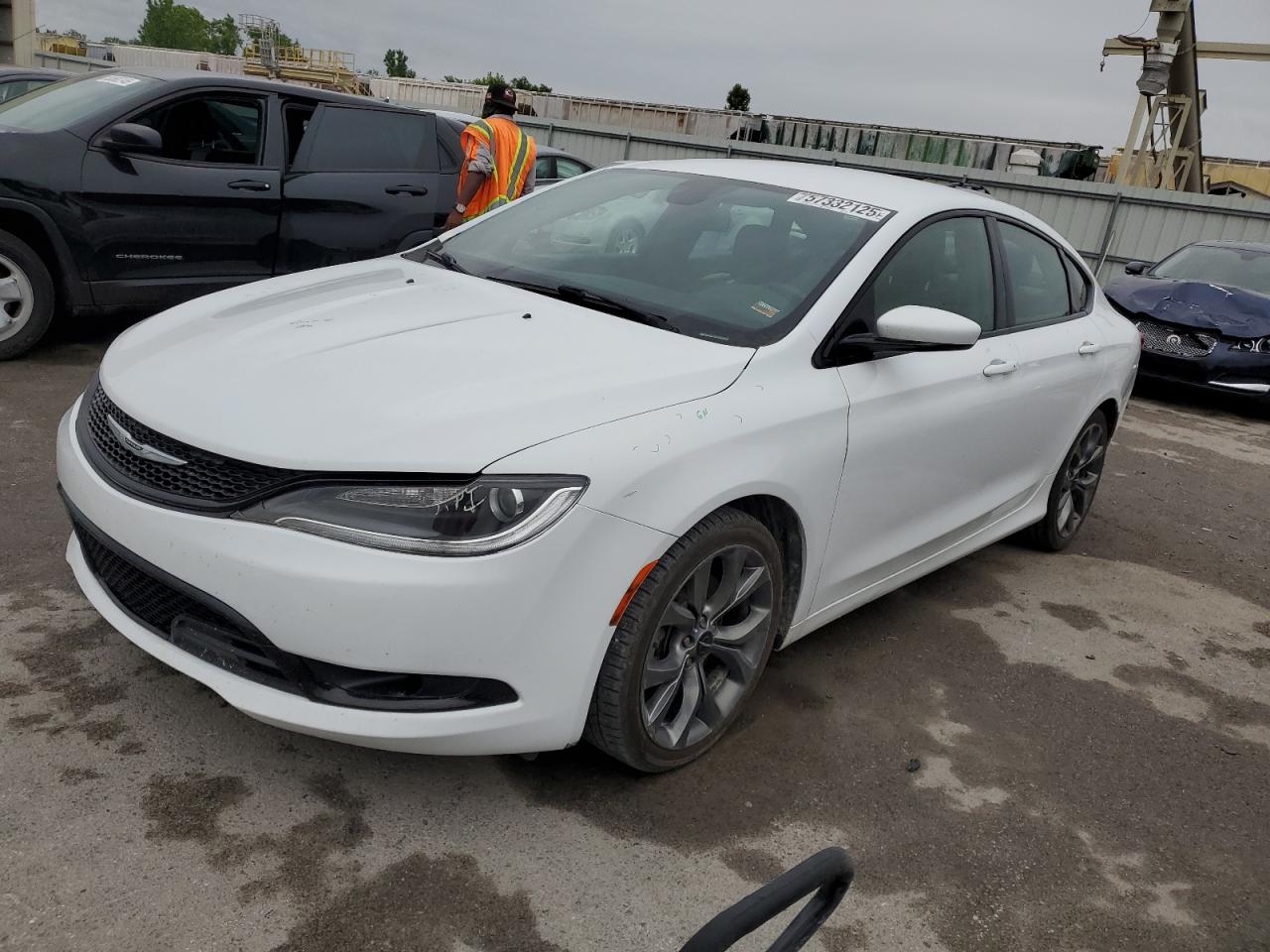 2016 Chrysler 200 S