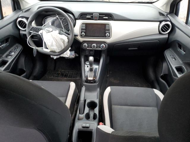  NISSAN VERSA 2021 Srebrny
