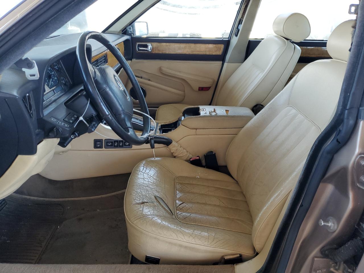 1990 Jaguar Vandenplas VIN: SAJKY1747LC613849 Lot: 58019455