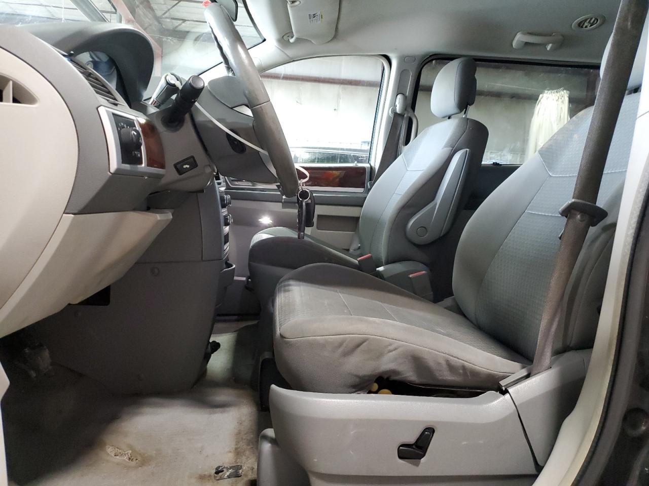 2010 Chrysler Town & Country Touring VIN: 2A4RR5D18AR463597 Lot: 56470645