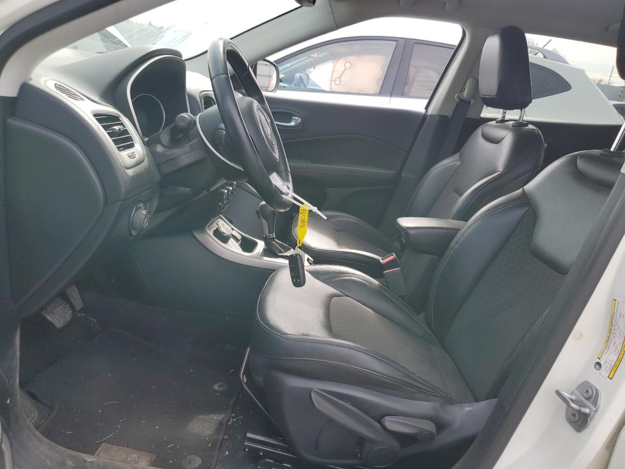 2018 Jeep Compass Latitude VIN: 3C4NJDBB2JT282705 Lot: 55019775
