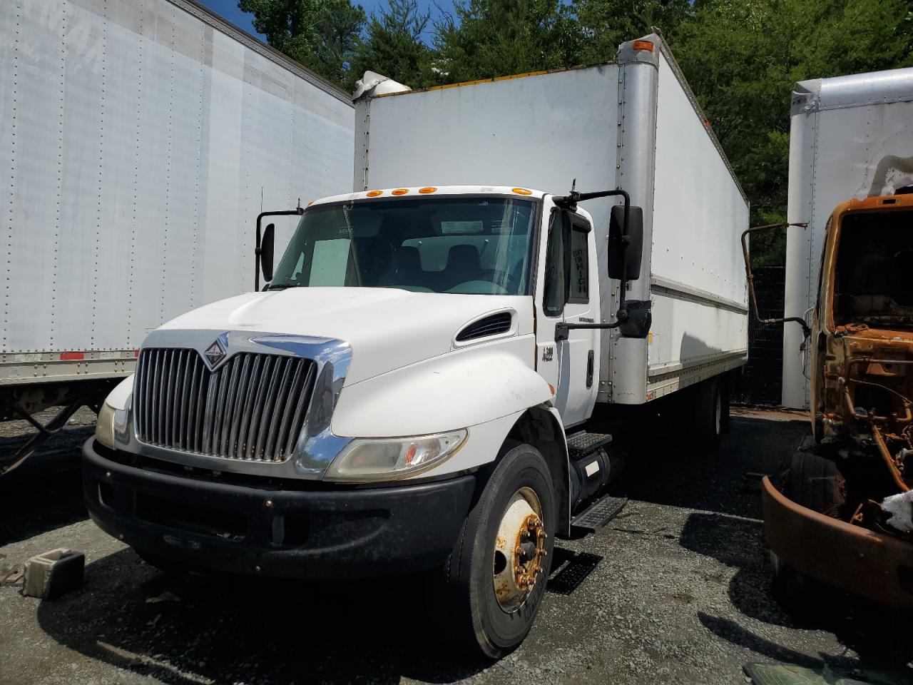 2006 International 4000 4300 за продажба в Waldorf, MD - Top/Roof