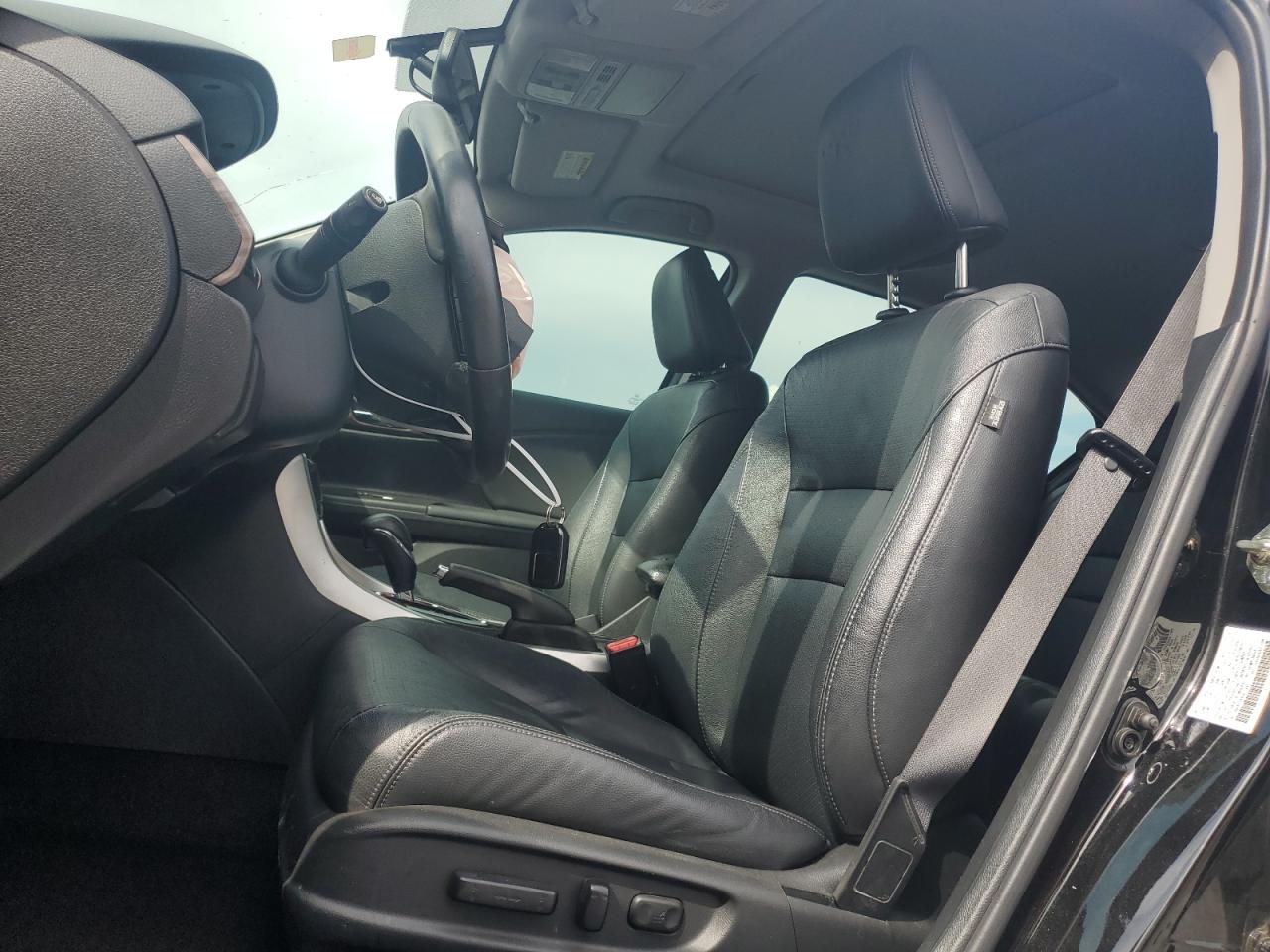 2017 Honda Accord Exl VIN: 1HGCR2F8XHA008951 Lot: 58899995