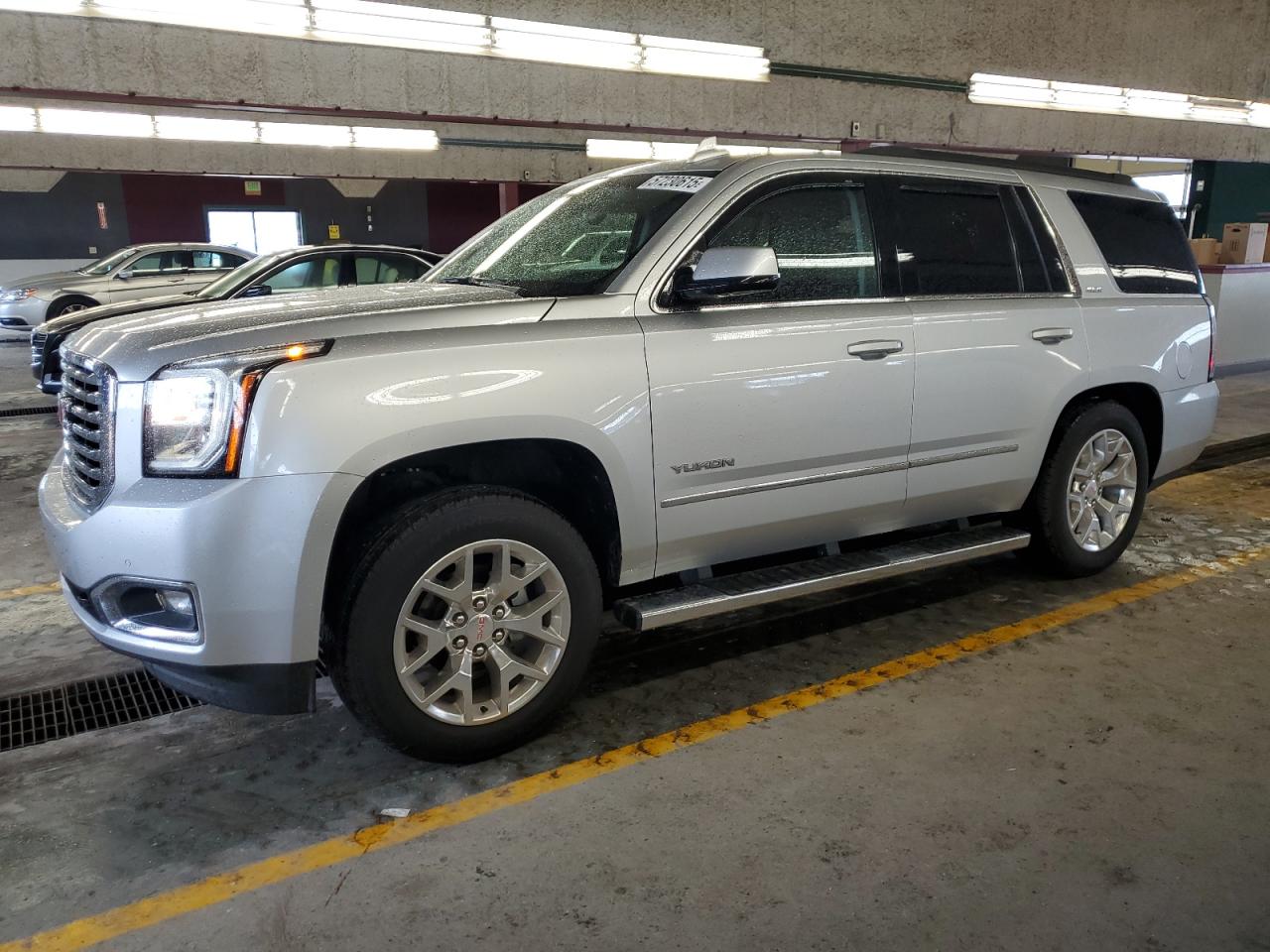 2017 Gmc Yukon Sle for Sale in Dyer, IN - Rear End