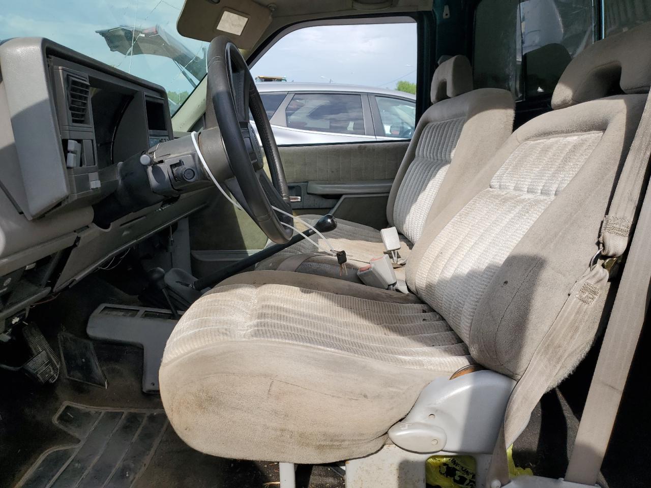 1994 Chevrolet Gmt-400 K1500 VIN: 1GCEK14K4RZ219859 Lot: 56698245