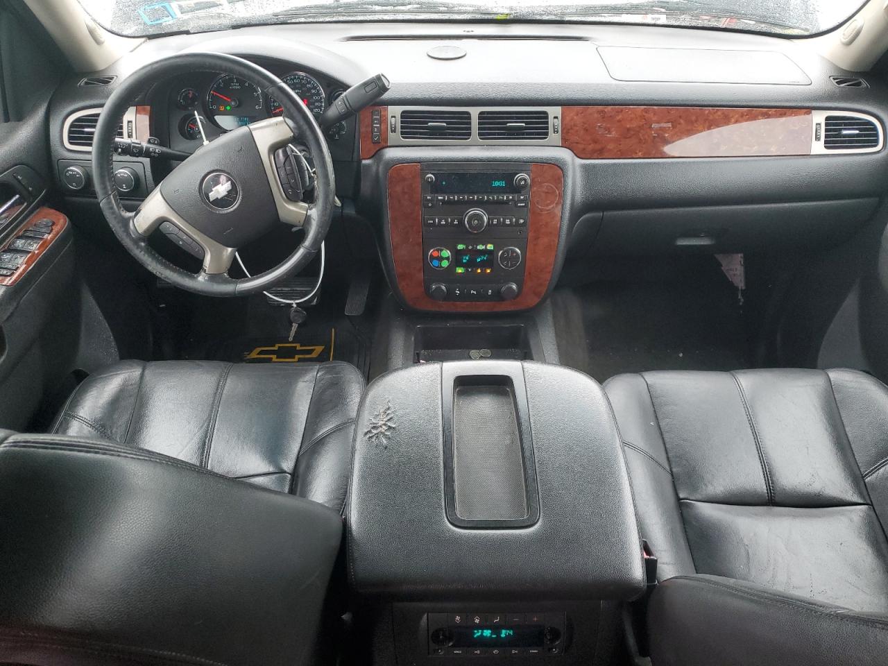 2013 Chevrolet Suburban K1500 Lt VIN: 1GNSKJE71DR234560 Lot: 58912185