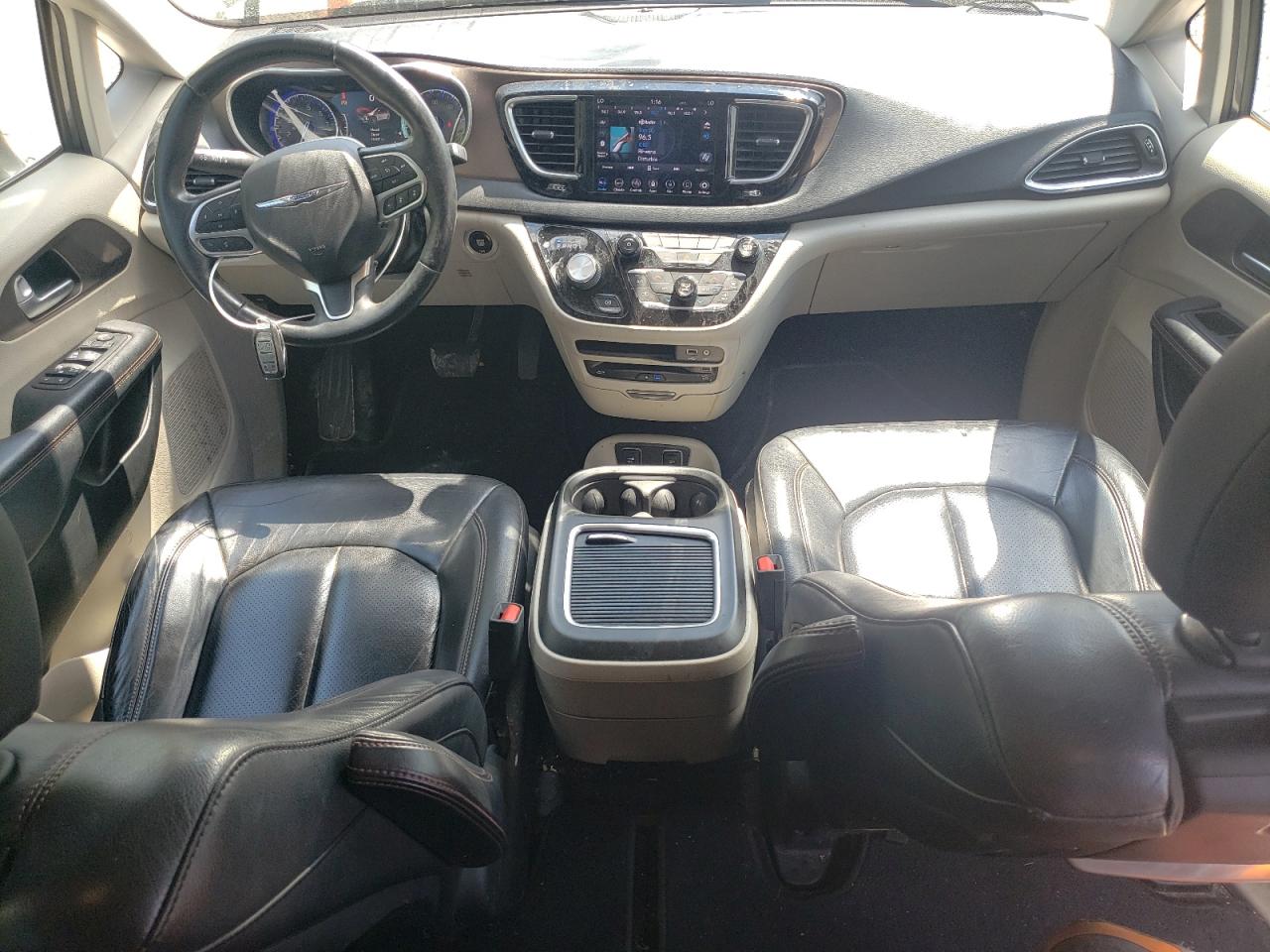 2018 Chrysler Pacifica Touring L Plus VIN: 2C4RC1EG2JR114499 Lot: 57115475