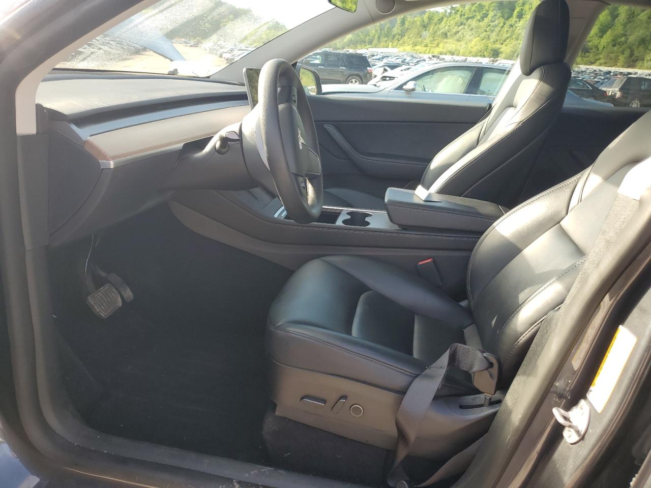 2022 Tesla Model Y VIN: 7SAYGDEE1NF430383 Lot: 56208825