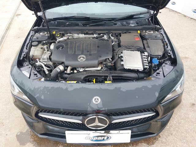 2023 MERCEDES BENZ CLA 220 AM
