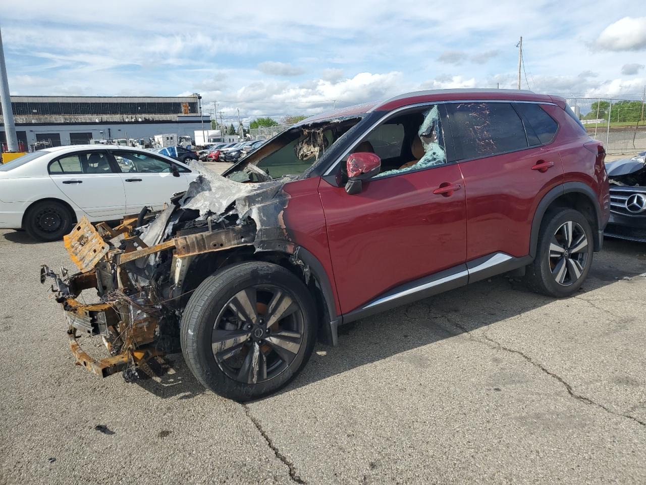 2021 Nissan Rogue Platinum იყიდება Moraine-ში, OH - Burn