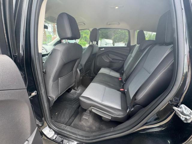 Parquets FORD ESCAPE 2017 Czarny