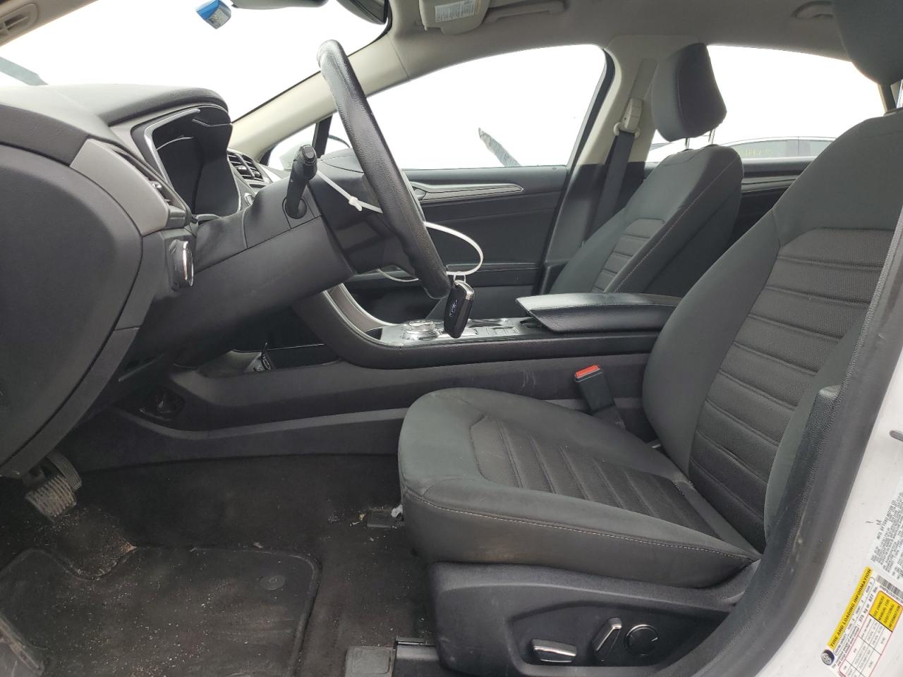 2020 Ford Fusion Se VIN: 3FA6P0LU3LR195736 Lot: 54027545