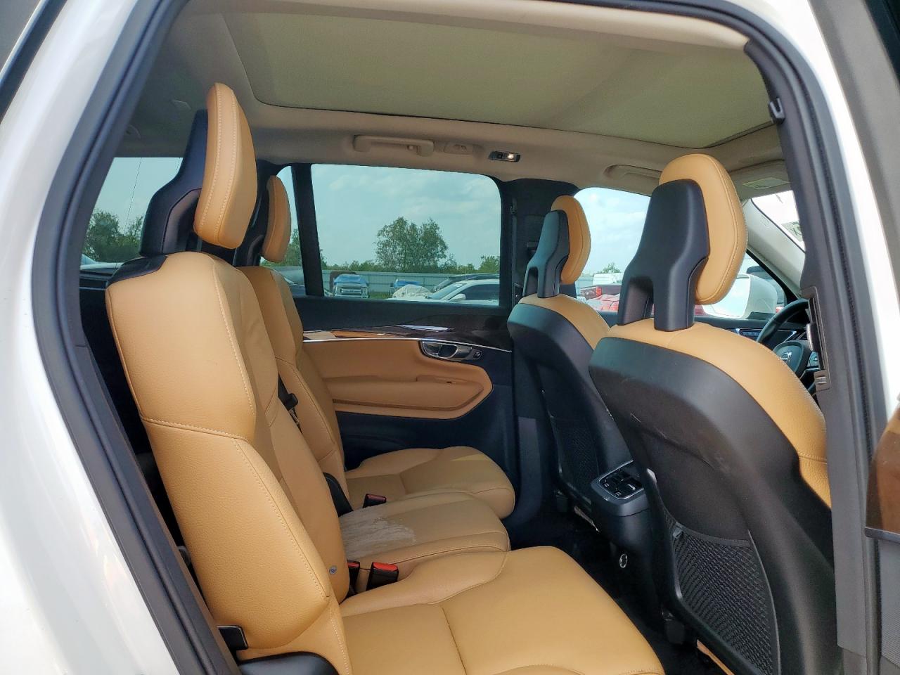 2016 Volvo Xc90 T6 VIN: YV4A22PK0G1073470 Lot: 57436485