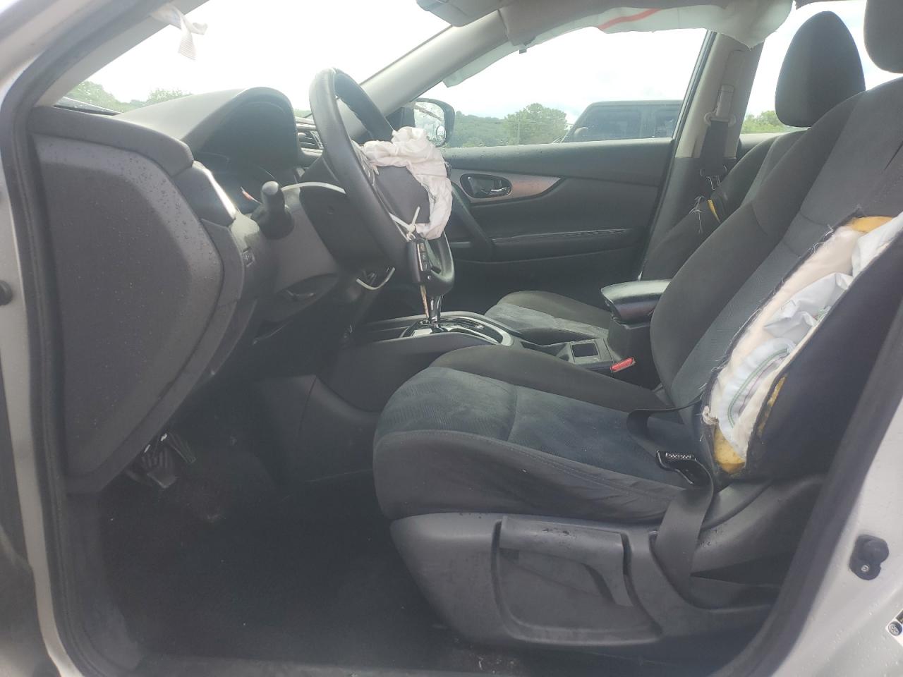 Nissan Rogue s 2015