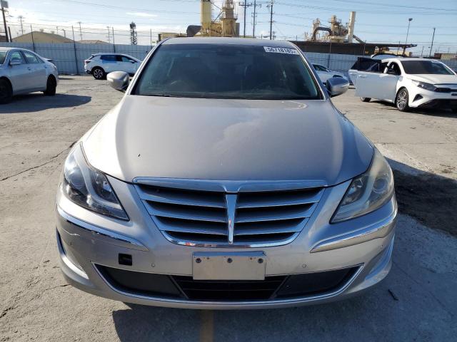  HYUNDAI GENESIS 2012 Серебристый