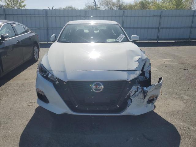  NISSAN ALTIMA 2019 Biały
