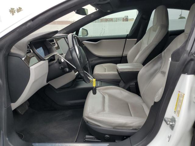 Hatchbacks TESLA MODEL S 2016 Biały