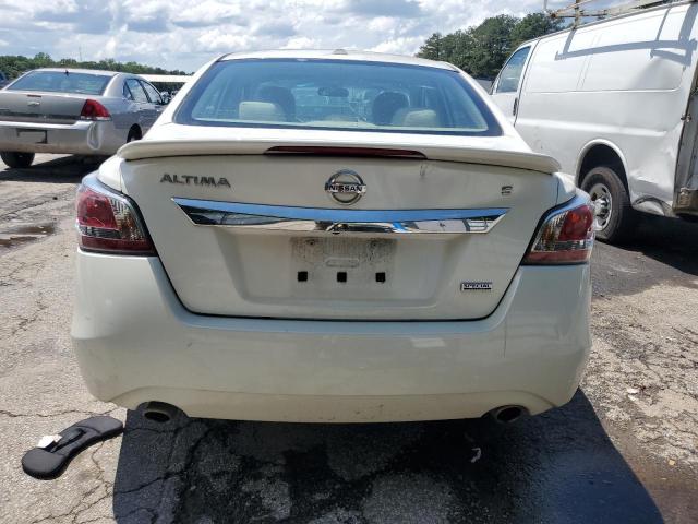Sedans NISSAN ALTIMA 2015 Biały
