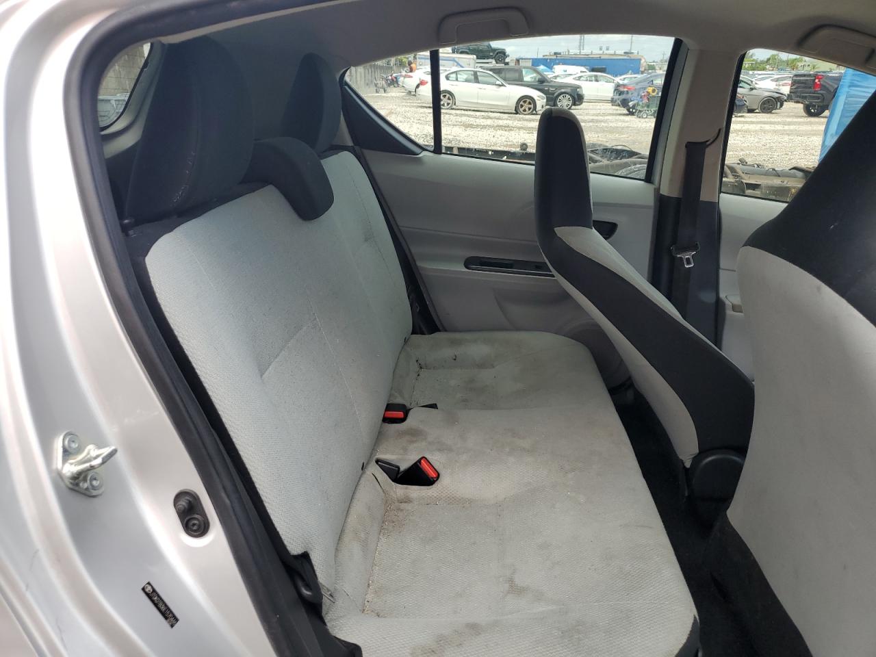 2014 Toyota Prius C VIN: JTDKDTB36E1570446 Lot: 57044645