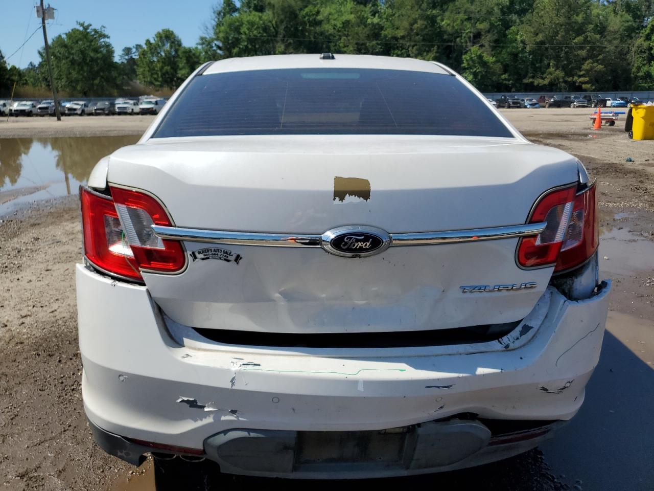 2011 Ford Taurus Limited VIN: 1FAHP2FW8BG141839 Lot: 56594285