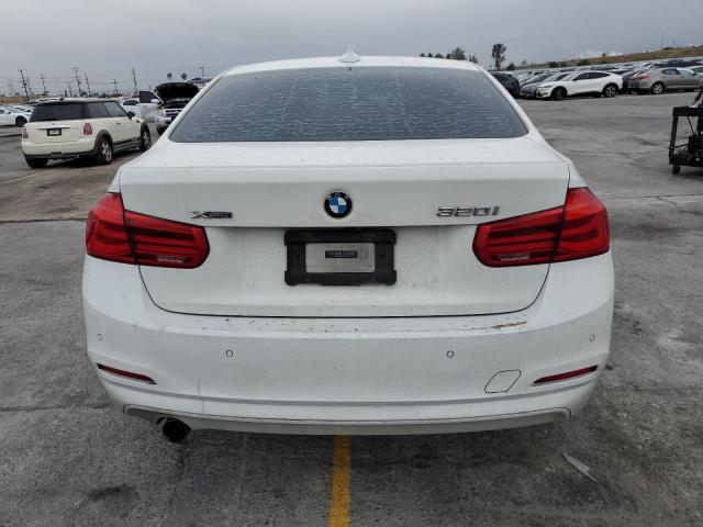  BMW 3 SERIES 2018 Білий