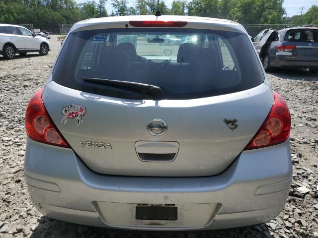  NISSAN VERSA 2012 Srebrny
