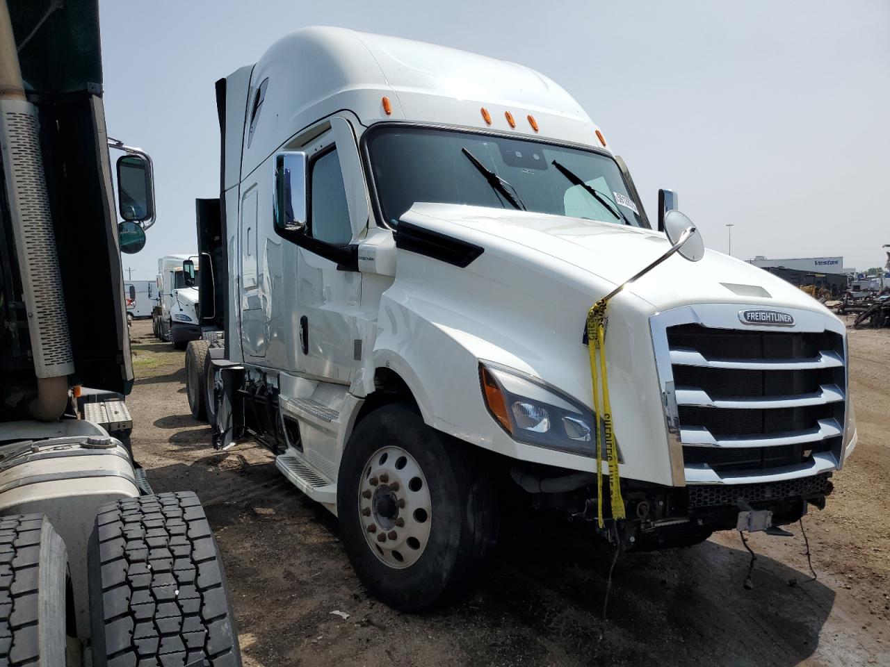 2021 Freightliner Cascadia 126 Semi Truck for Sale in Brighton, CO - Undercarriage