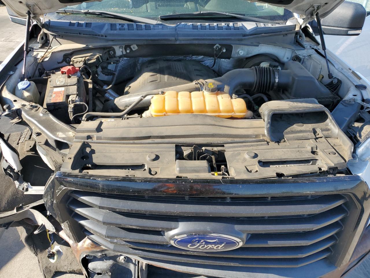 2015 Ford F150 Supercrew VIN: 1FTEW1CG6FKD17068 Lot: 56989975