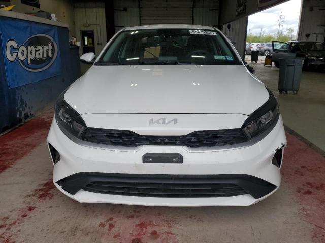  KIA FORTE 2023 Biały