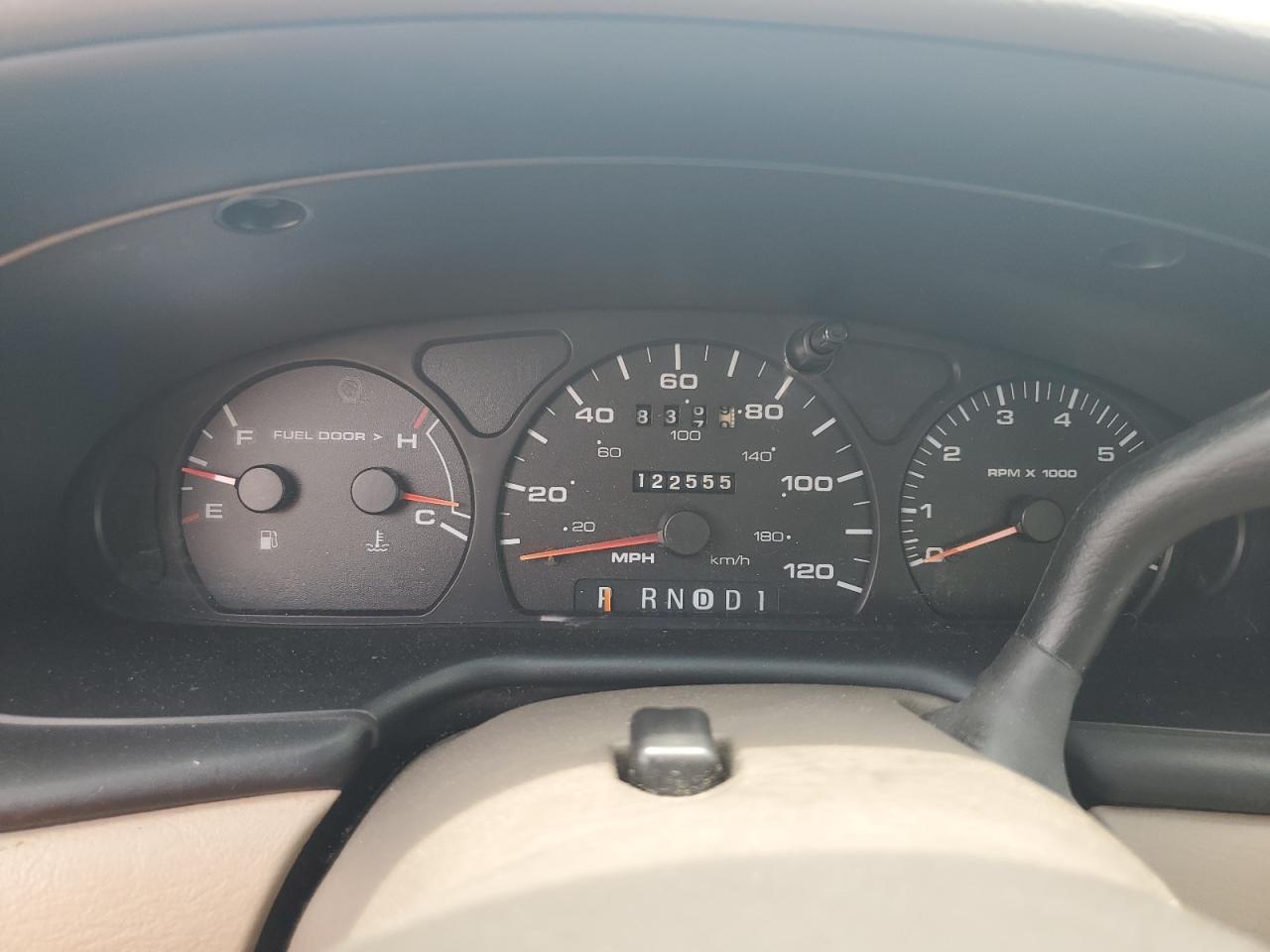 2000 Mercury Sable Gs VIN: 1MEFM50UXYA634743 Lot: 58463215