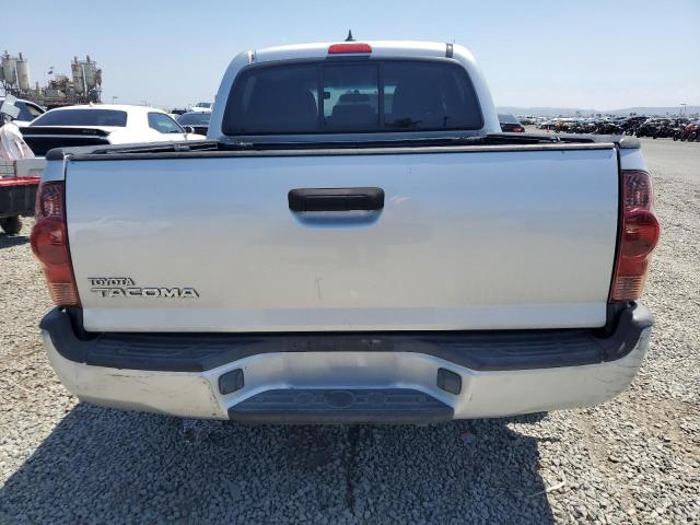 Пикапы TOYOTA TACOMA 2012 Серебристый